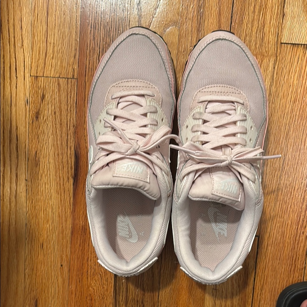 Nike Pink Sneakers
